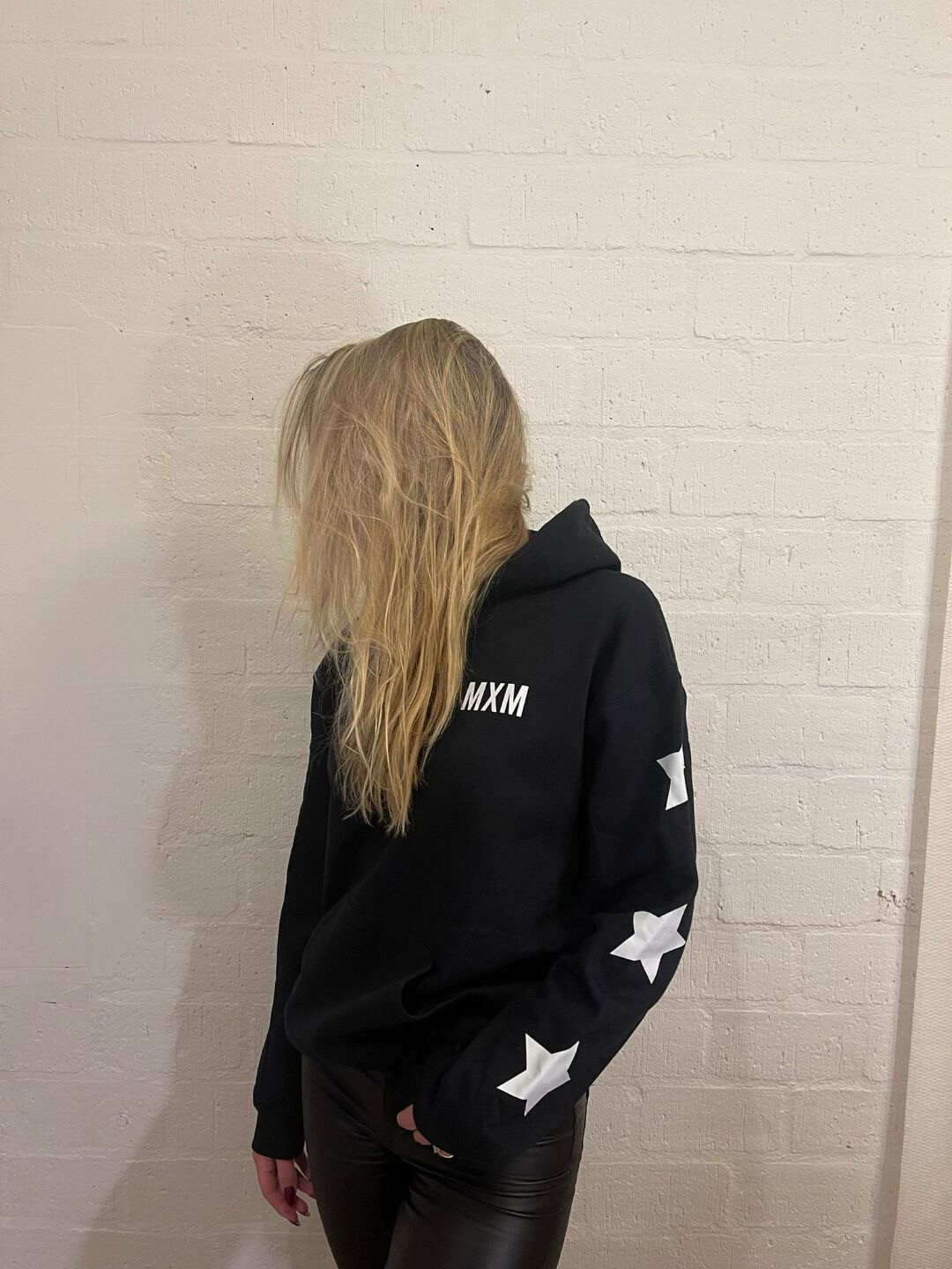 HOODIE De Zwarte Noor Met Wit