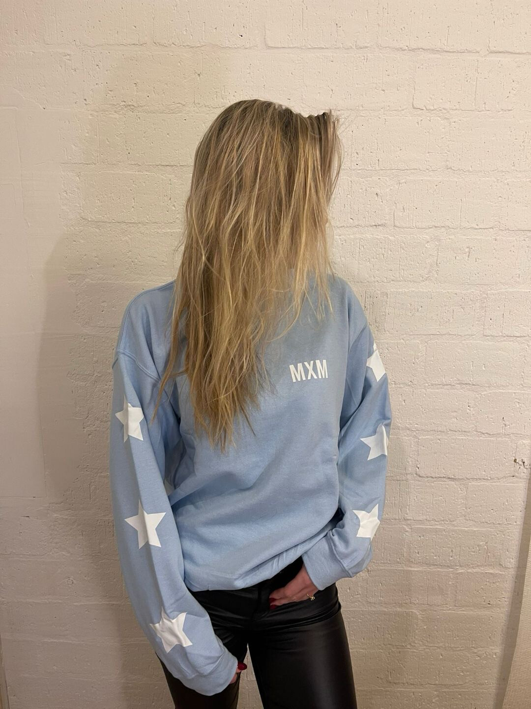 Baby blauw sweater hotsell