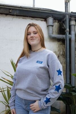 De Grijze Noor Sweater Met Kobalt Blauw