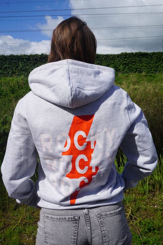 De grijze Rocky Hoodie