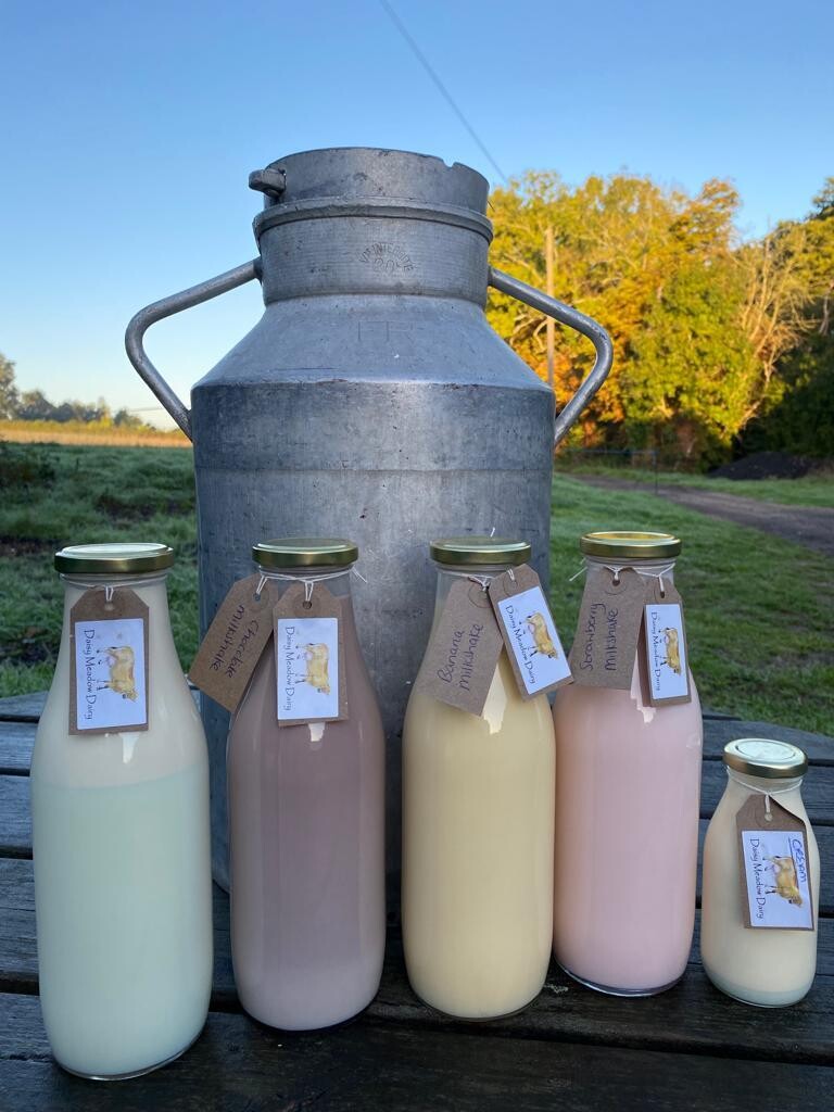1 litre of fresh Daisy Meadow Dairy jersey MILKSHAKE - Made with RAW MILK  (This product has not been heat treated and may therefore contain organisms  harmful to health) For allergens please