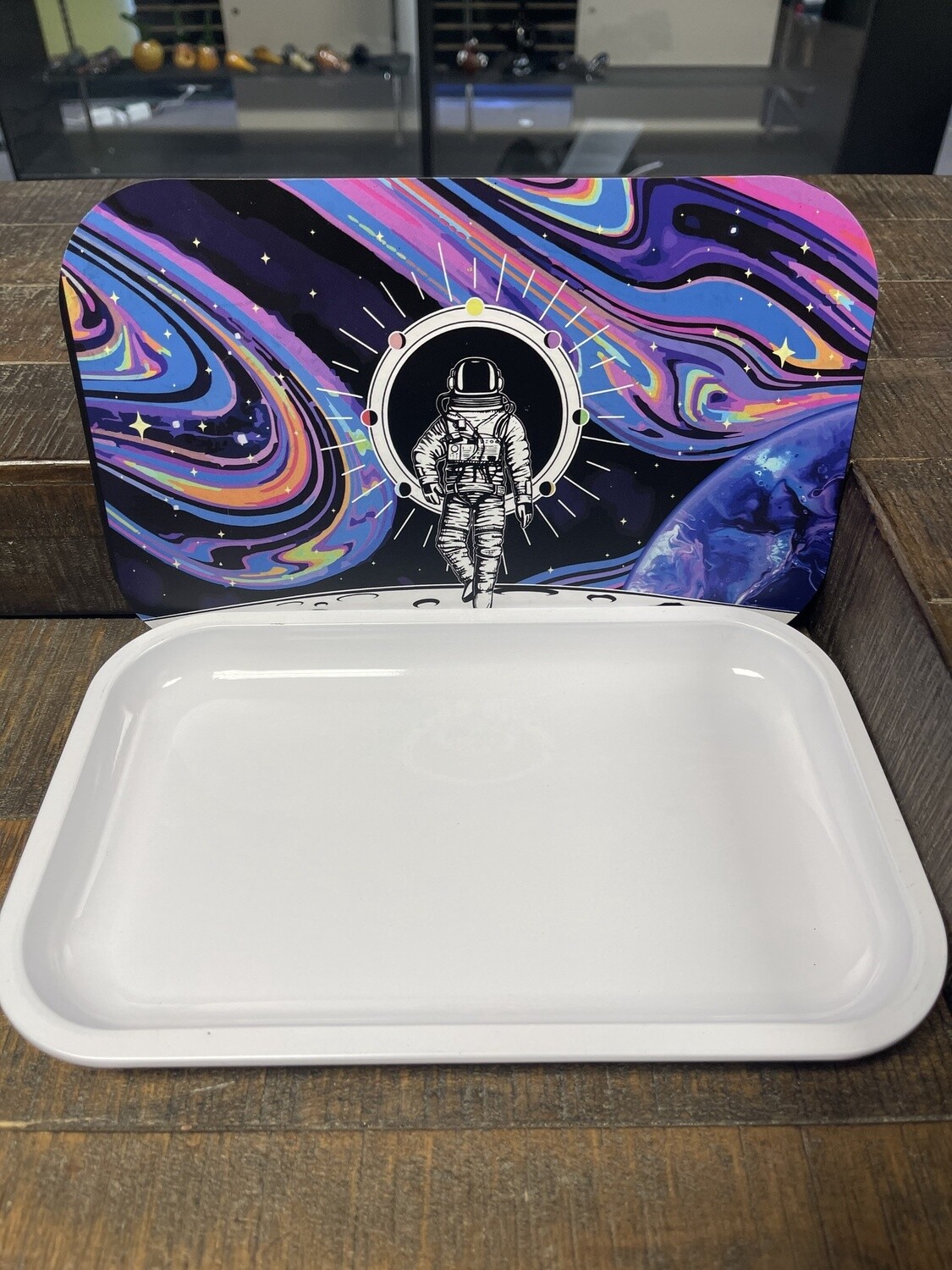 Astronaut on Moon Rolling Tray W/Lid (Medium)