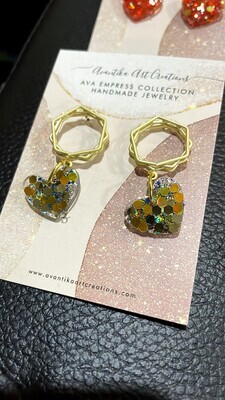 Gold heart sparkle