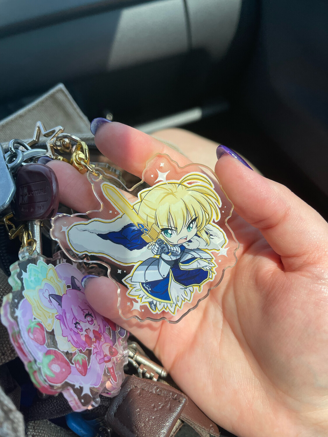 [LOW STOCK] NEW Altria Pendragon keychain