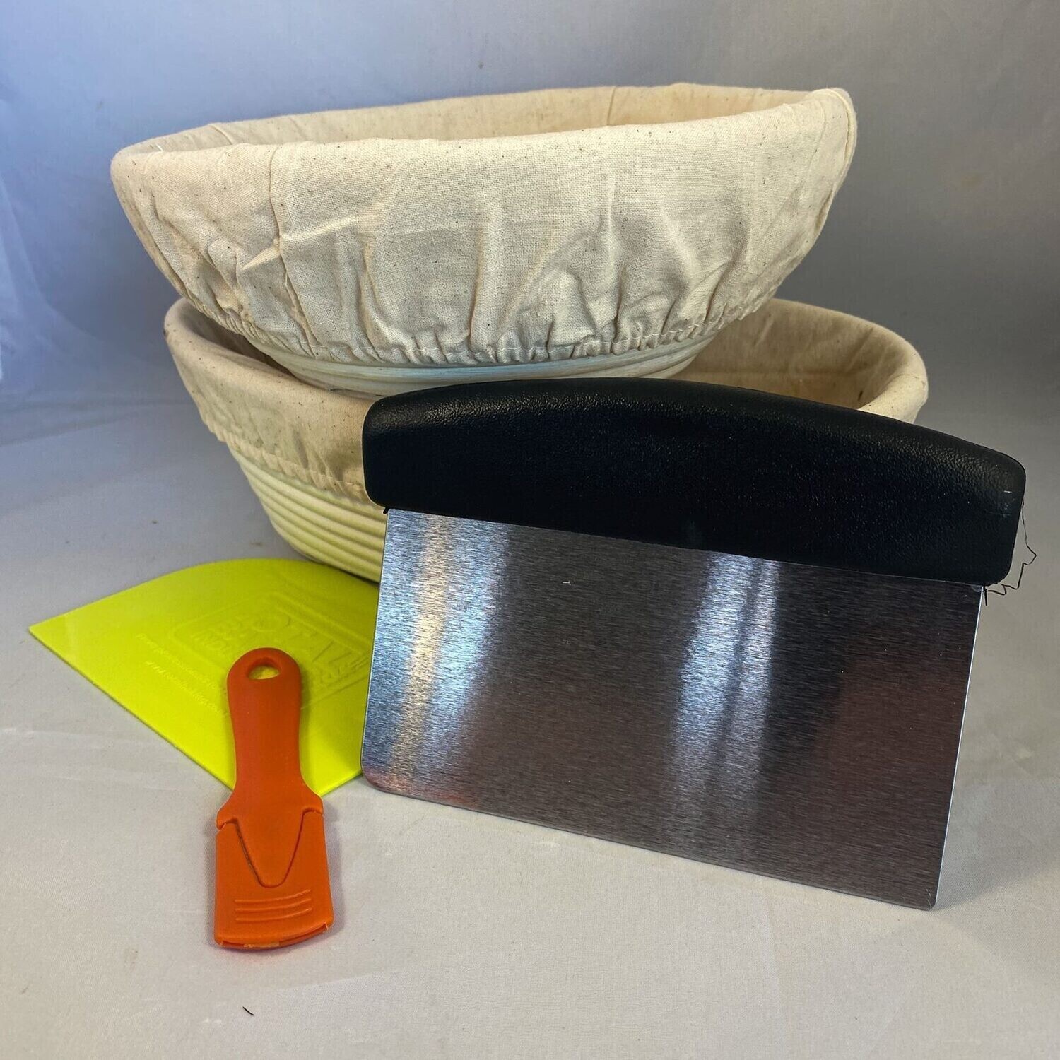 Bread Makers Starter Kit Duo - Oval and Round Banneton bread proofing baskets