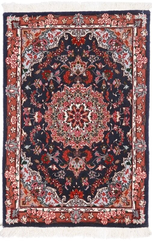 Täbriz Wolle mit Seide (fein)
90x60 Täbriz Wolle mit Seide (fein)
90x60
