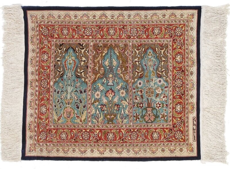 Hereke Seide (quer)
59x69 Hereke Seide (quer)
59x69