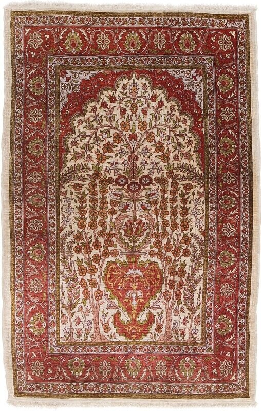 Hereke Seide
105x70 Hereke Seide
105x70