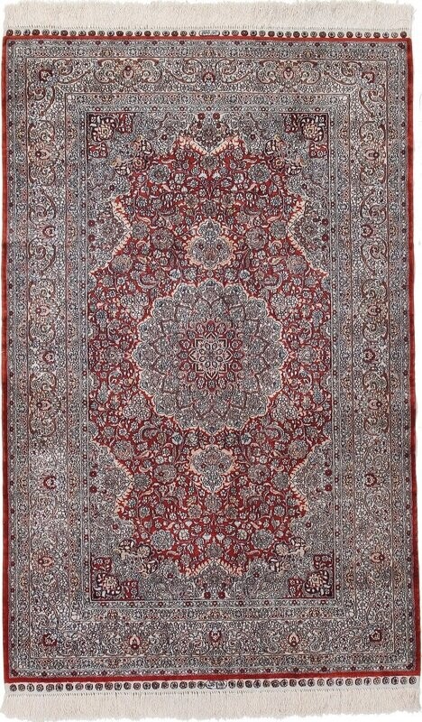 Hereke Seide
150x95 Hereke Seide
150x95