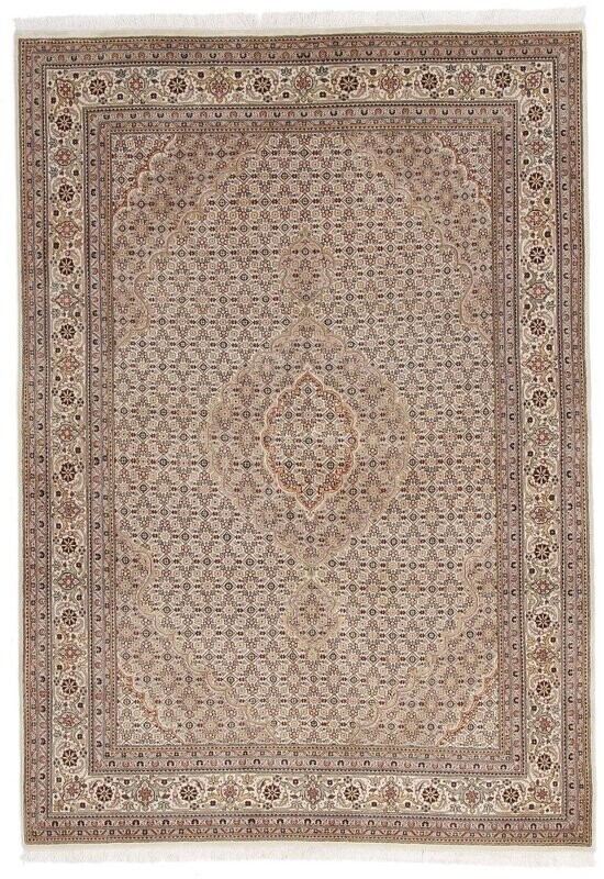 Täbriz
242x167 Täbriz
242x167