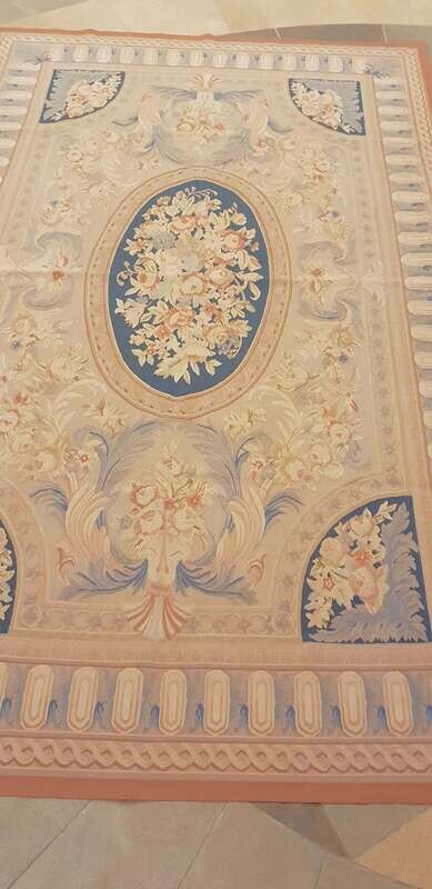 Aubusson (gewebt)
277x184 Aubusson (gewebt)
277x184