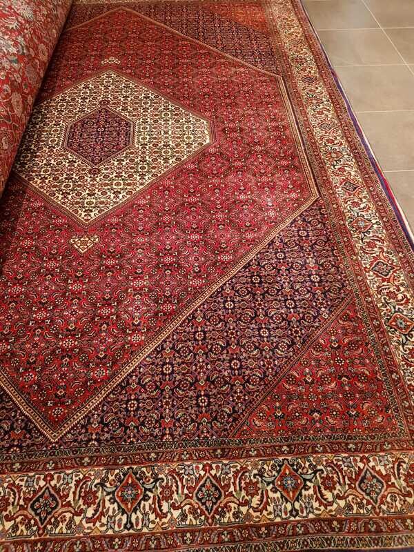 Bidjar
360x257 Bidjar
360x257