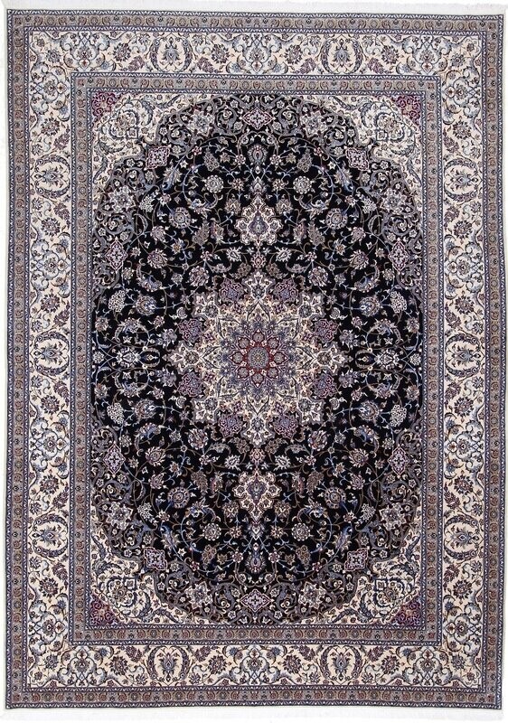 Nain Wolle mit Seide (sehr fein)
350x256 Nain Wolle mit Seide (sehr fein)
350x256