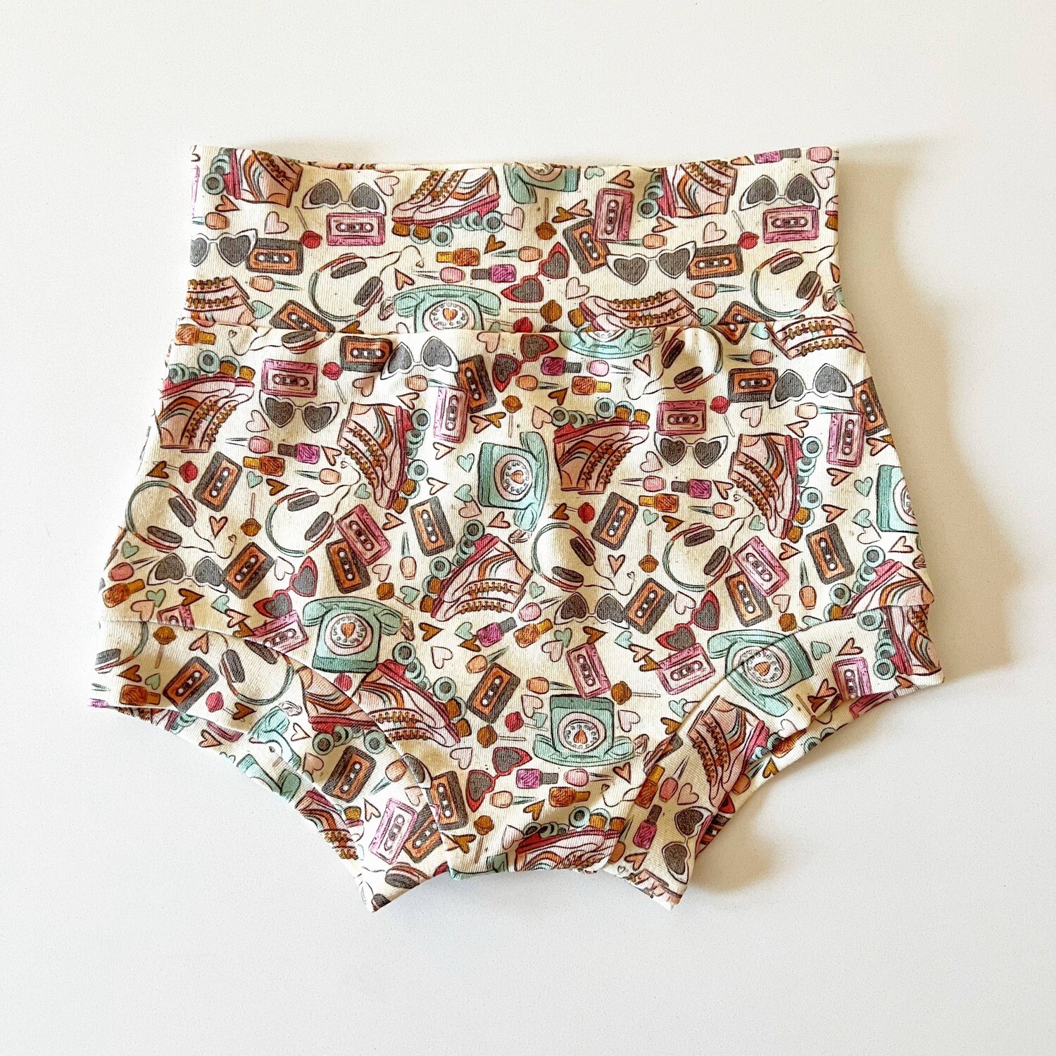 Organic Shorties | Retro Love