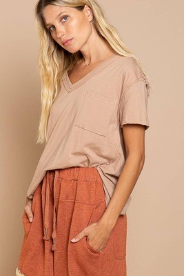 V neck with Raw Seam Short Sleeve Top