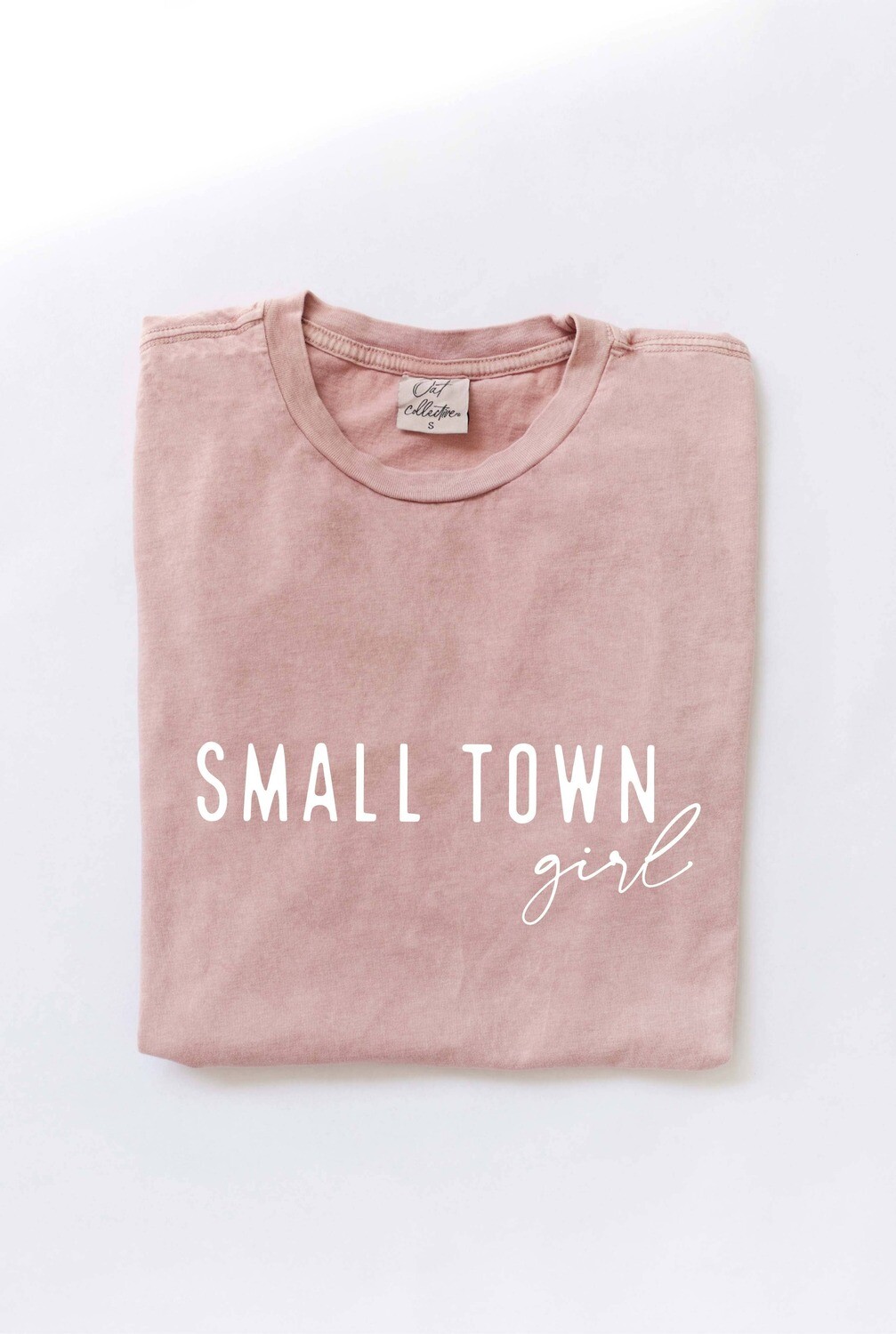 T-Shirt - Small town girl