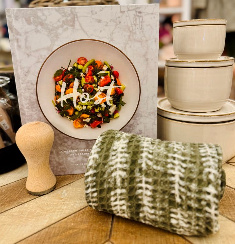 ​The Perfect Host(ess) Gift Set