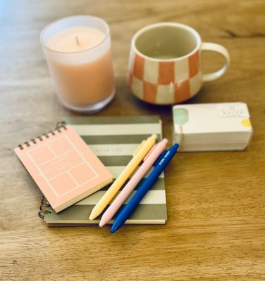“Pickleball-inspired candle, notepad, and mug gift bundle