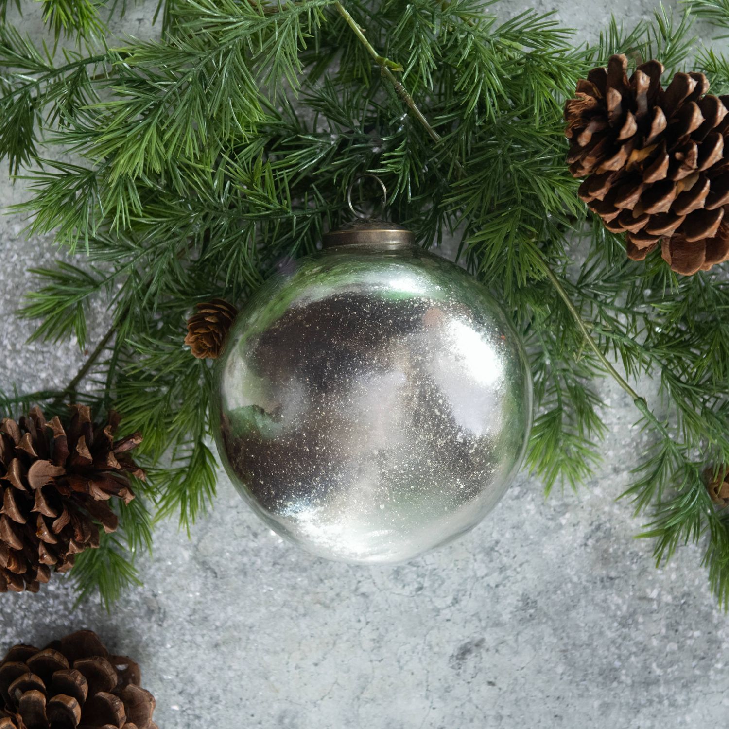 5&quot; SILVER KUGEL ORNAMENT