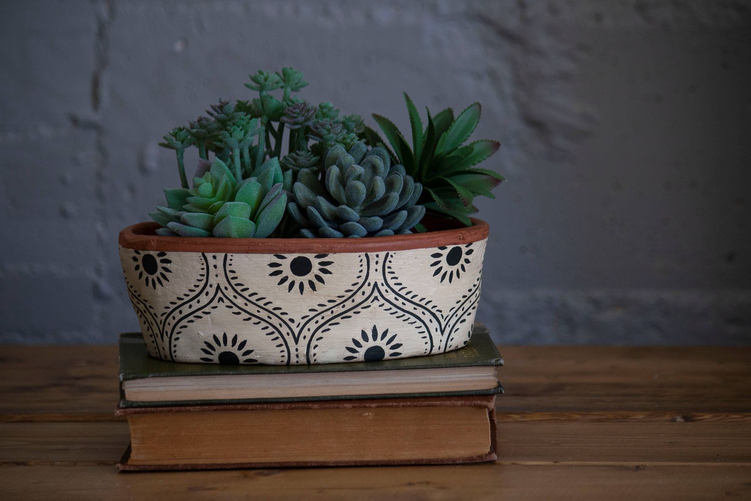 Jenica Oval Planter W/plant