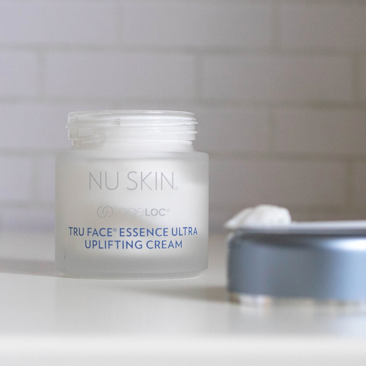 Uplifting Cream