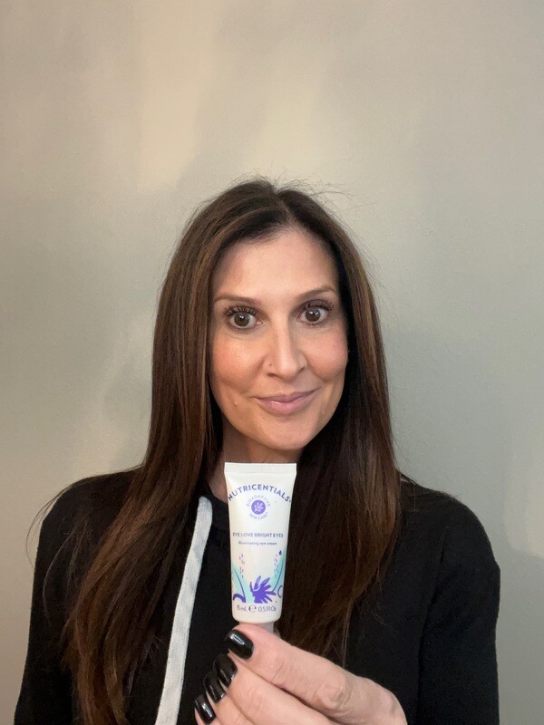 Eye Love Bright Eyes (caffeine)