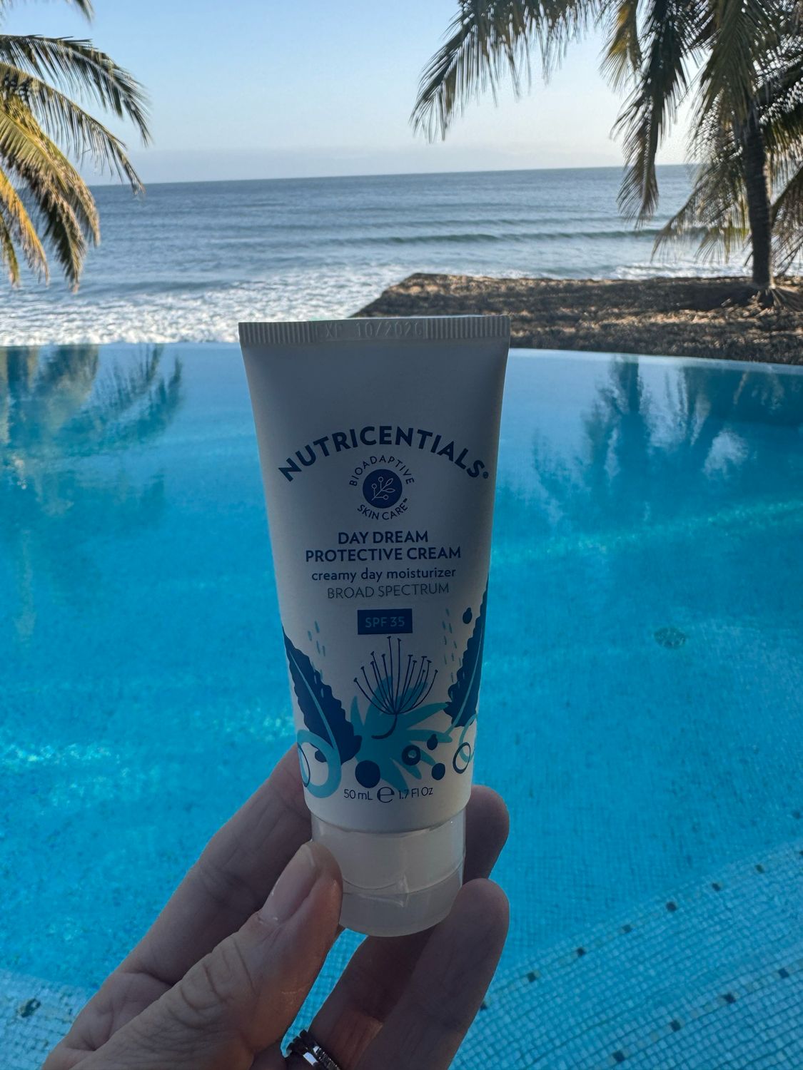 Day Dream Protective Cream