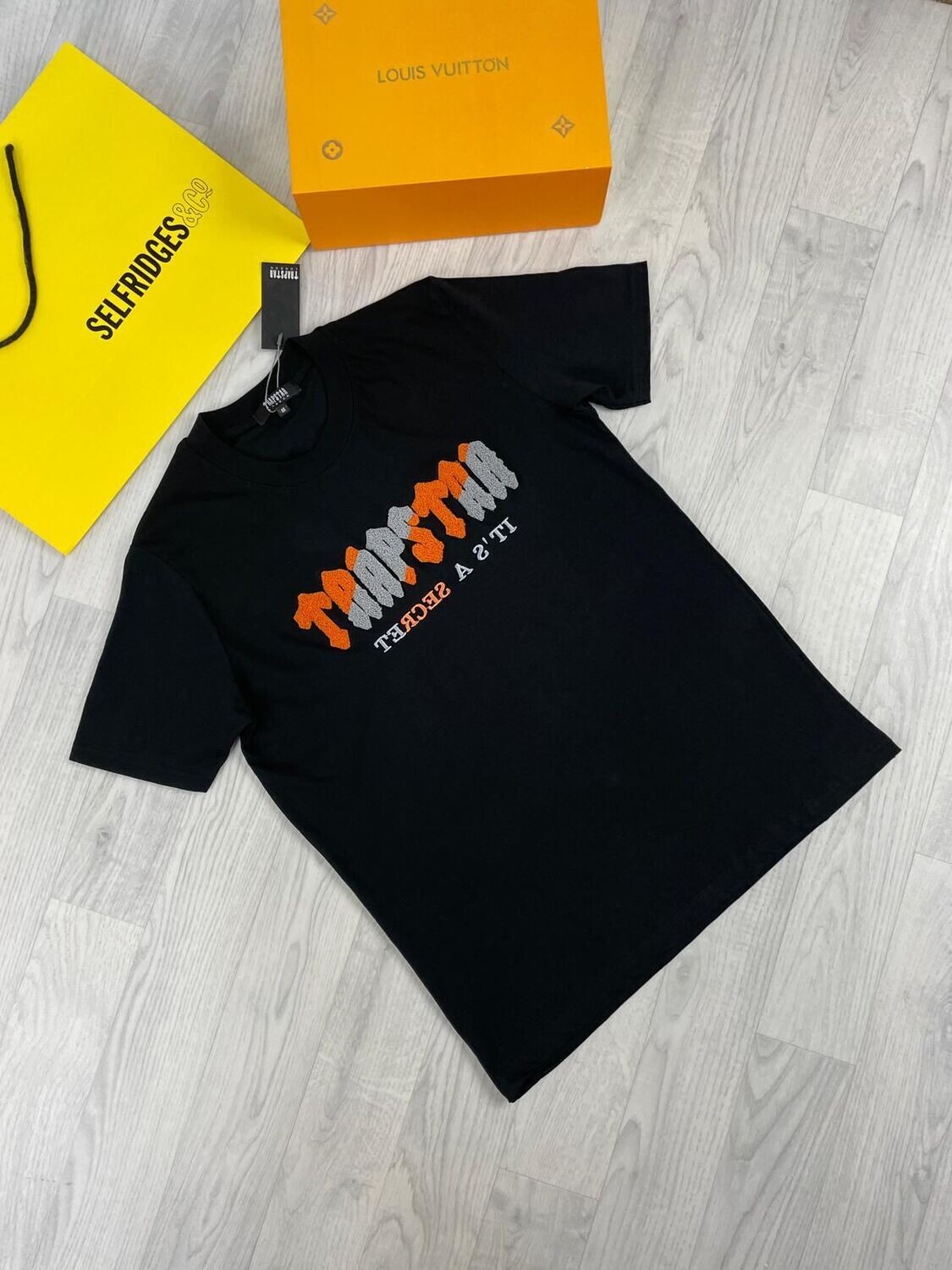 Slim Fit Cheaper Graphic T-Shirt In Replica T Shirt For Men
Trapstar Tee Shirts T-Shirts Fake Cheap Rep Woman Reps T.Shirt T.Shirts Mens Womens Men's Women's First Copy Logo Print Designs Short Sleeves Chenille Decoded Secret
Black