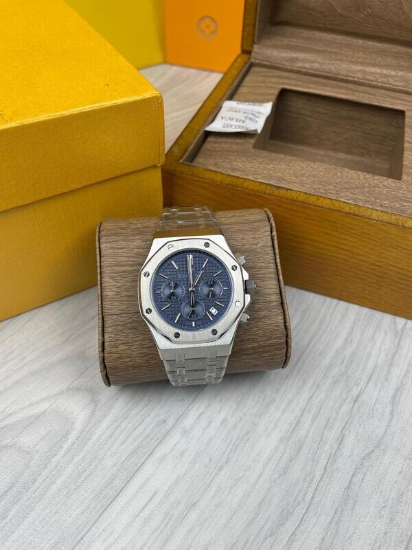 Audemars Piguet Royal Oak Silver Watch in Blue Dial Audemars Piguet Royal Oak Silver Watch in Blue Dial