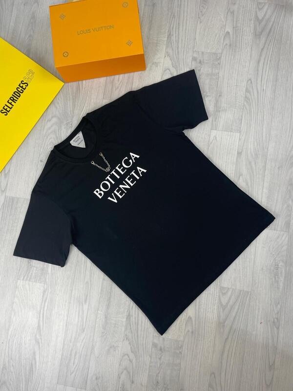 Bottega Veneta T Shirt 2 colours Black & White Bottega Veneta T Shirt 2 colours Black & White