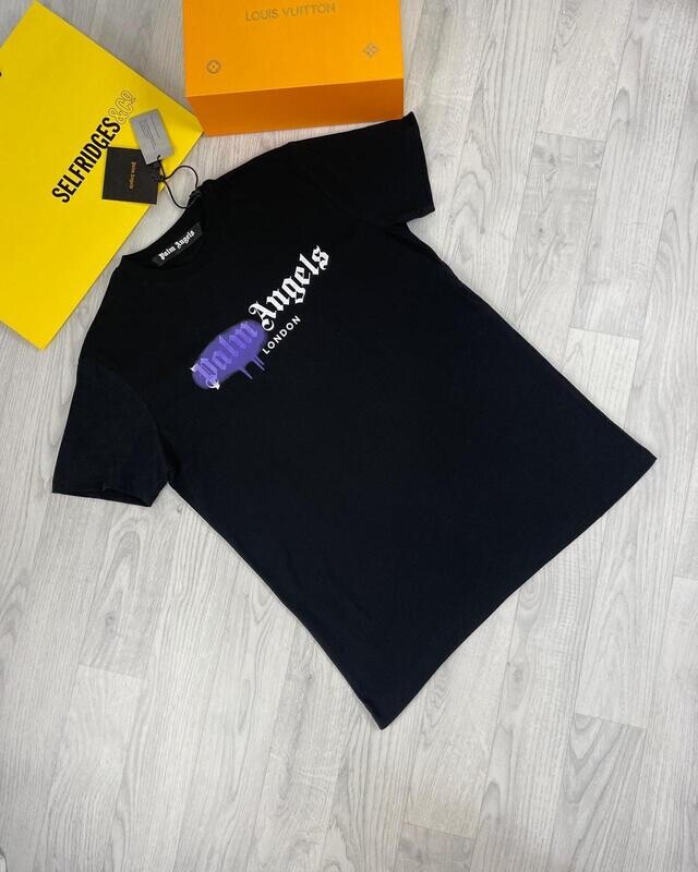 Palm Angels Sprayed Logo Crewneck T-shirts Palm Angels Men's Women's Purple Spray Logo Black Tshirt Fake AAA Sale UK Men Women First Copy Reps Designer T-shirt Man Woman 1st Copies Cheap Price T Shirt Fakes Replica 1:1 T-shirts PA Luxury Brand Rep Tshirts 1 to 1 Tee Shirts Duplicate