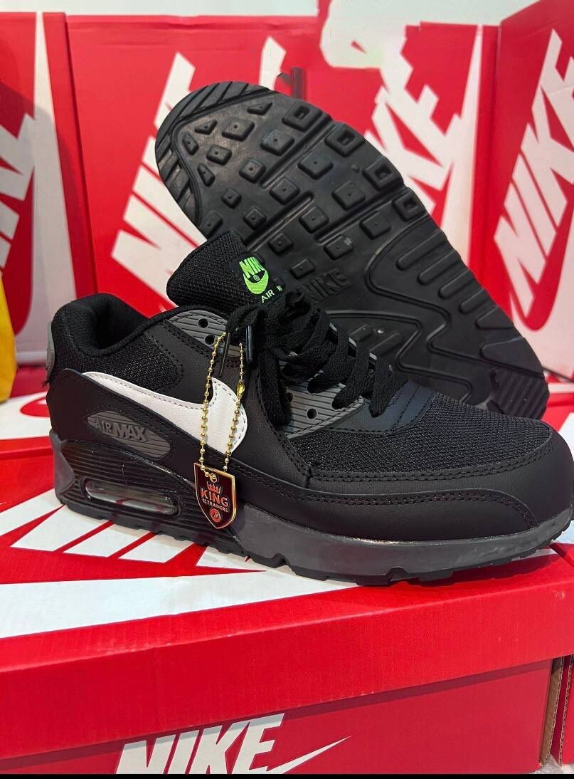  Nike Men's Trainers Trainer 90s 90's 1:1 Light Smoke Grey 	Nikes Air Max 90 Men Mens Rep Replica Shoes Fake Man Mans Duplicate Sneakers First Copy Cheap Sneaker Sale UK Reps MAX.90 Air.Max CV1634-001 AM90 AAA Copies Best 
