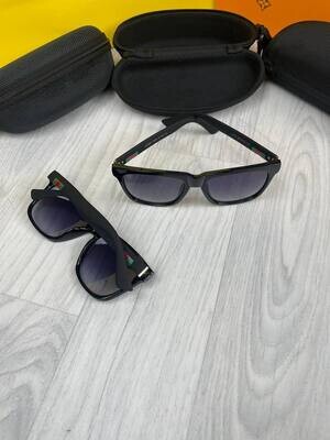 Gucci Man Woman Designers Black Blue Sunglasses Fake Reps Best Sale UK Men Women First Copy Rep Cheap Price Replica Sunglass Fashion Eyewear Casual Fashion Trendy Oversized Square Plastic Frame Original Brand Logo GG Double Polarize