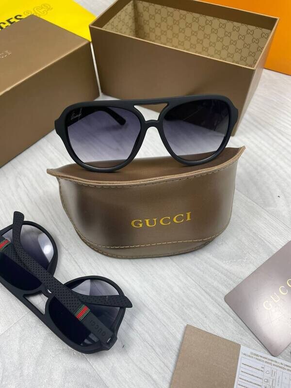 Gucci Men's Women's Aviator Black Blue Sunglasses Gucci Mens Womens Designers Fake Reps AAA Black Sunglasses Sale UK Man Woman Cheap Price Luxury First Copy Rep Sunglass 1st Copies Originals Fashion Brand Logo GG Double Oversize Oval Frame Plastic Replica Eyewear UV Protected Polarize
