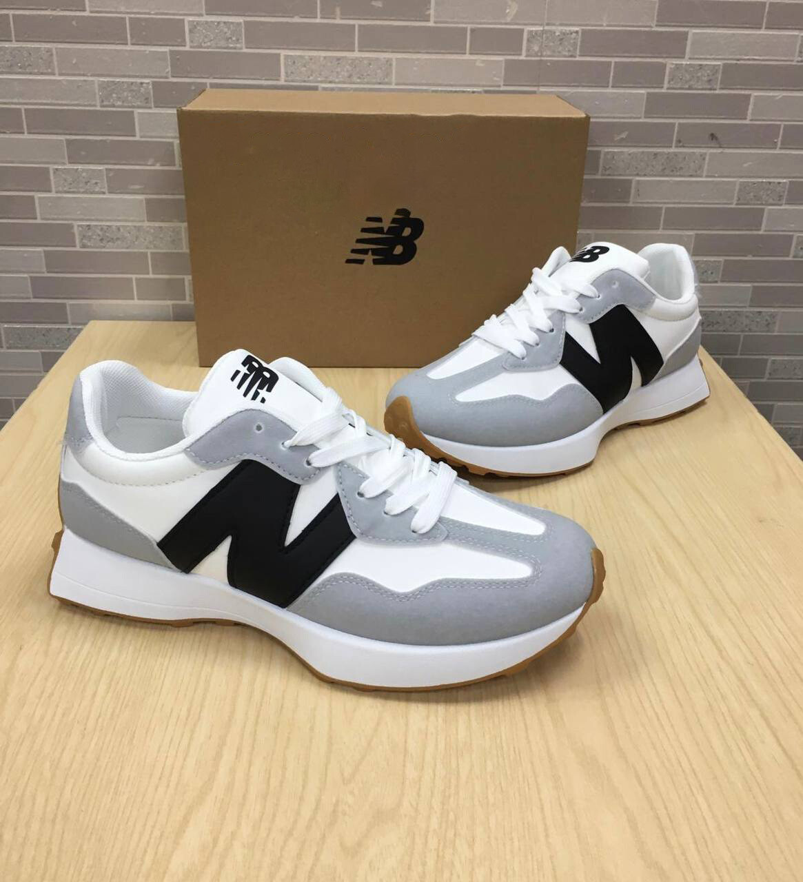NEW BALANCE Black Shoe For Women's Comes with Full Packaging