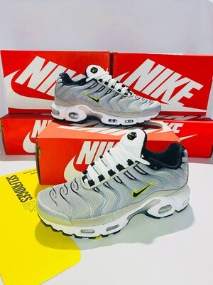 Nike Air Max Plus Bright Cactus Men Sneakers Nike Men's Trainers Trainer TNS TN's 1:1 White Bright Cactus Nikes Air Max Plus TN Men Mens Rep Replica Shoes Fake Man Mans Duplicate Sneakers Copy Cheap Sneaker Sale UK Reps MAX.TN Air.Max Black DM0032-006 Light Silver AAA