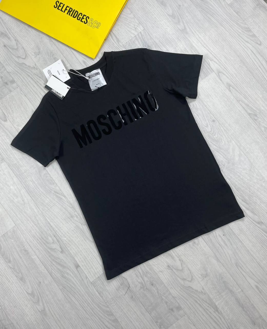 Slim Fit Cheaper Graffiti T-Shirt In Replica T Shirt For Men
Moschino Tee Shirts T-Shirts Fakes Cheap Rep Woman Reps T.Shirt T.Shirts Mens Womens Men's Women's First Copy Logo Printed Designer Ladies Best Short Sleeves
Black White