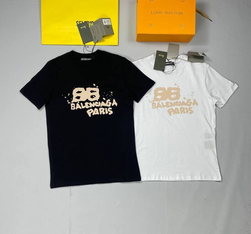 Balenciaga Paris Tshirt Men Women Replica Tshirts Half Sleeves T-shirts Men's Women's Reps T-shirt Half Sleeves Fake Crewneck Rep Tee Shirt Cheap First Copy T Shirts Black White Sale UK Balenciaga Paris Tshirt Men Women Replica Tshirts Half Sleeves T-shirts Men's Women's Reps T-shirt Half Sleeves Fake Crewneck Rep Tee Shirt Cheap First Copy T Shirts Black White Sale UK