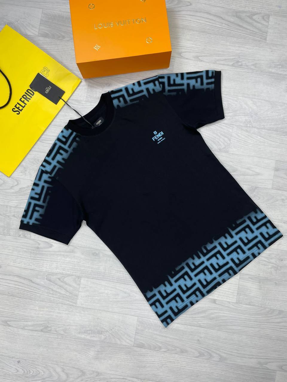 Slim Fit Cheaper Roma T-Shirt In Replica T Shirt For Men Black White
Fendi Tee Shirts T-Shirts Fake Cheap Rep Woman Reps T.Shirt T.Shirts Mens Womens Men's Women's First Copy Logo Graphic Print Designs Short Sleeves Fashionably
