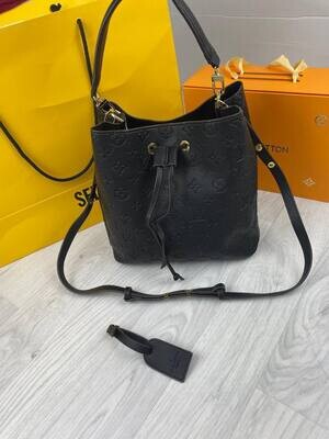 Louis Vuitton Women's Bucket Designer Black Bags Fakes Rep Sale UK Woman First Copy Replica Mini Bag Ladies Luxury 1st Copies Cheap Price Crossbody Shoulder Purse Women Reps Leather Strap Fake 1:1 LV Brand Logo Duplicate AAA Original