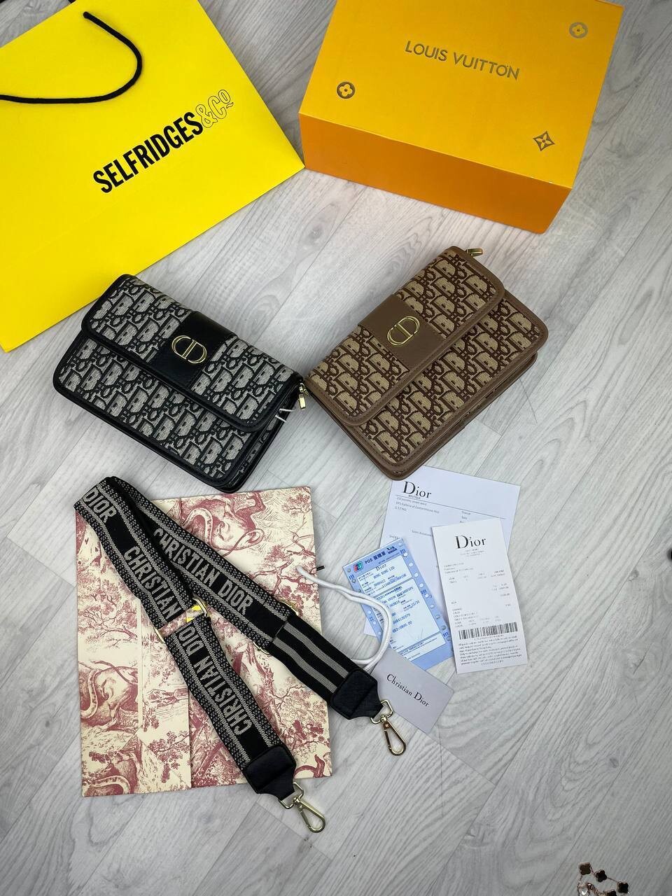 Christian Dior Cheaper Leather Replica Handbags Lady Women 
30 Montaigne Pouch Bags Fake Small Cheap Rep Woman Reps Womens Women's First Copy Logo Party Best Handbag Formal Girls Bag Pouches Ladies Design Graphics Black and Brown

