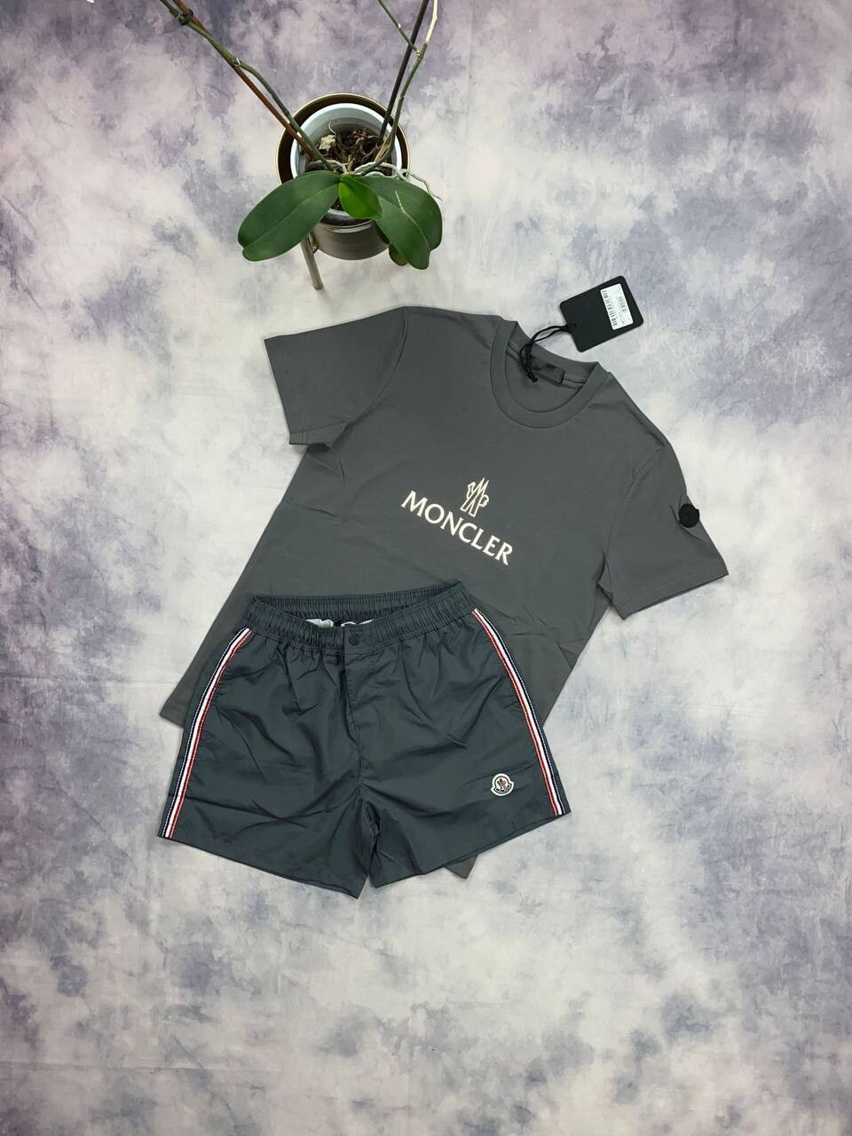 Moncler Men Replica T shirt Short Set Logo Print T shirts Shorts Sets Rep Tshirts Half