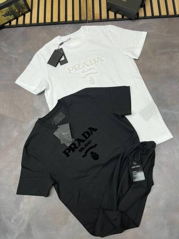 Prada Milano Men's Women's Black White Tshirts Replica Fakes AAA Sale UK Man Woman First Copy Reps T-shirts Men's Women's Rep Cheap Price Luxury Tee Shirt 1st Copies T-shirt  1:1 Brand Logo 1 to 1 Tshirts Fake Rep T Shirts Designer Duplicate