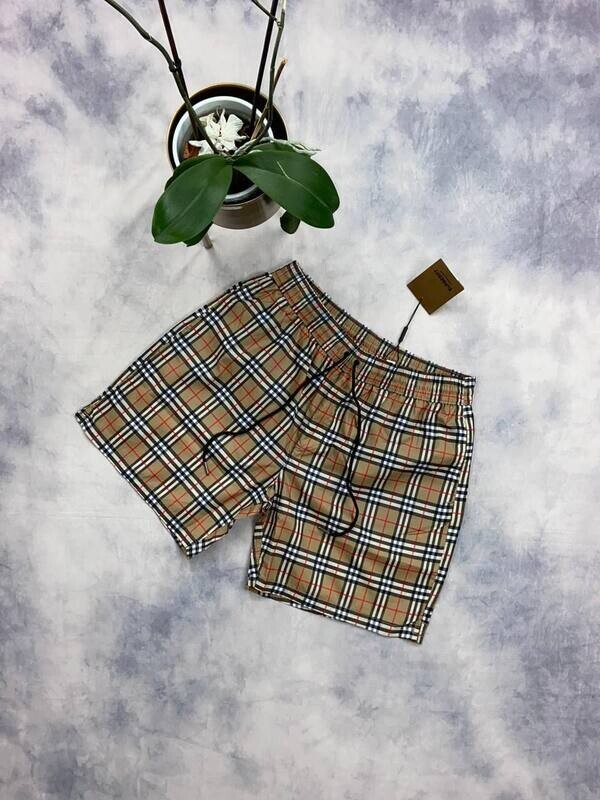 Burberry Replica Vintage Men's Shorts Luxury Designer Logo Printed Comfortable Relaxed Fit Cotton Shorts Mens Reps First Copy Elastic High Waist Pyjama Rep Boys Cheap Fake Classic Discount Sale UK Burberry Replica Vintage Men's Shorts Luxury Designer Logo Printed Comfortable Relaxed Fit Cotton Shorts Mens Reps First Copy Elastic High Waist Pyjama Rep Boys Cheap Fake Classic Discount Sale UK
