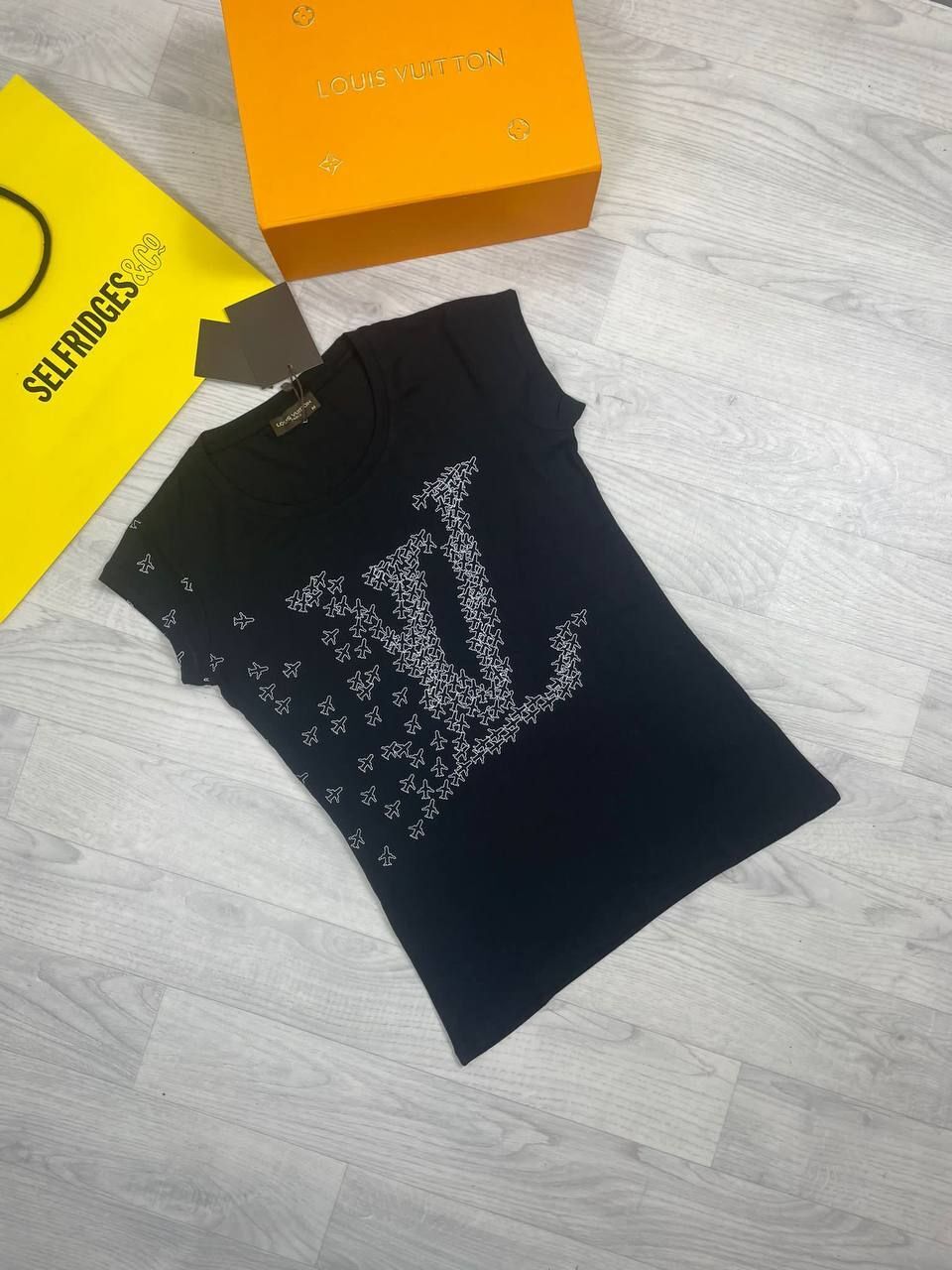 LV Ladies T-Shirts 2 Colors Black & White