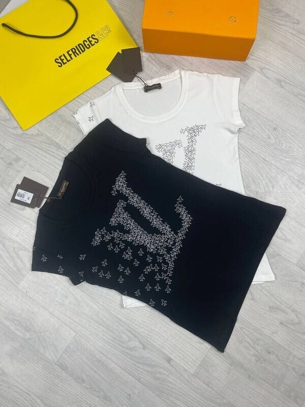 LV Ladies T-Shirts 2 Colors Black & White LV Ladies T-Shirts 2 Colors Black & White
