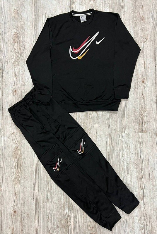 Nike Multi Fleece Tracksuit in 3 Colors Nike Multi Fleece Tracksuit in 3 Colors