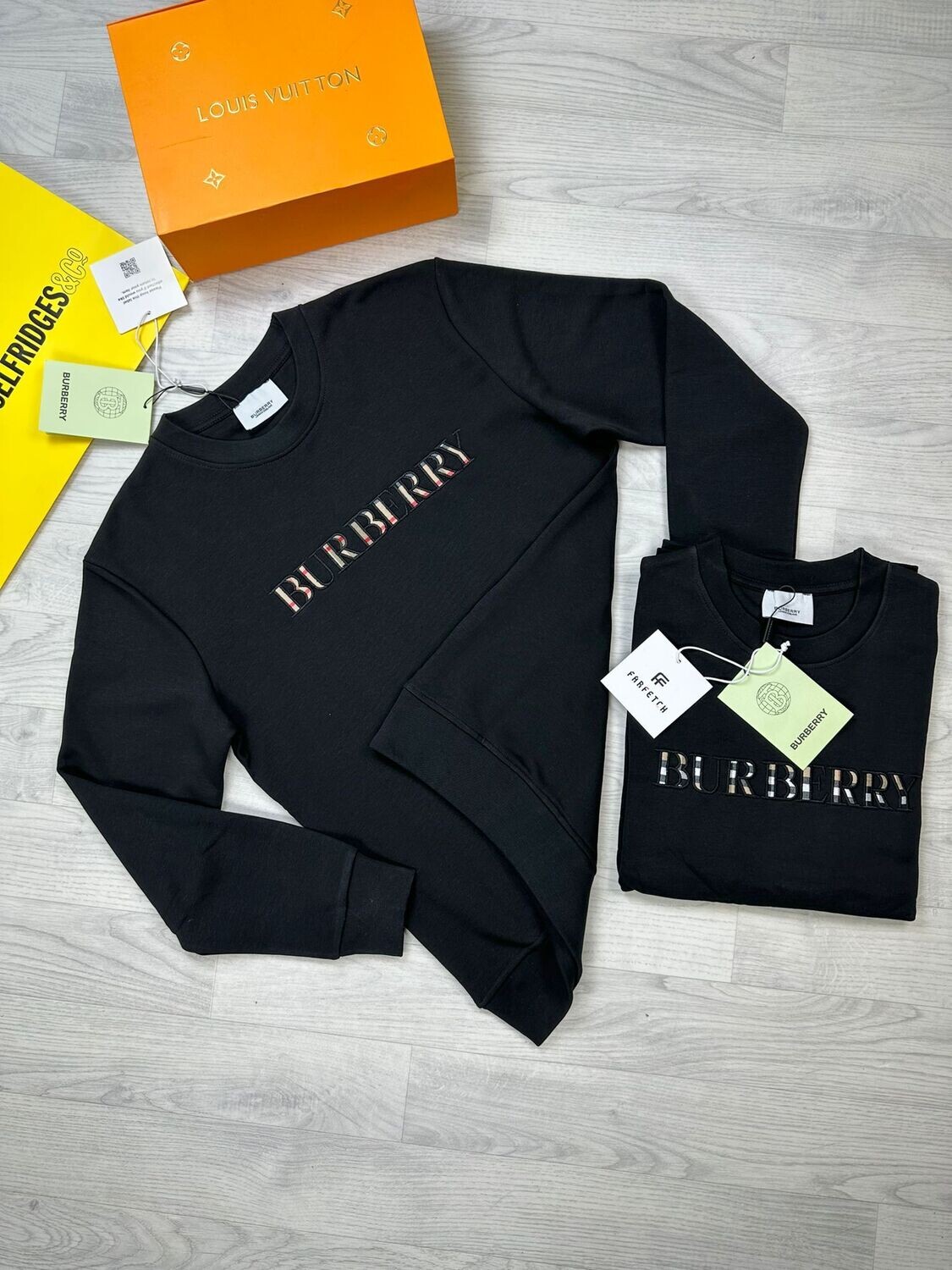 Burberry Logo Wool Cotton Mens Black Sweater Jumpers Men Designer Sweatshirt Replica Oversized Long Sleeves Fake Rep Crewneck Printed Men's Sweaters Best Cheap Discount Sale UK Organic Sweatshirts Round Neck Cotton Dressed Black Reps Fabric Cheaper Outfit Jumper Sweat Shirt Dress Lightweight Cheapest Design Manufactured Plus Size Rib Soft Fitted Crew Neck Stretch Custom Price Flocked Slim Fit Boys Real Farfetch Shirts Man Man's Mans Womens Women's Colors Colored Woman Womans Stuff Woman's Ladies Girls Boys Plain Quality Size S M L XL XXL
