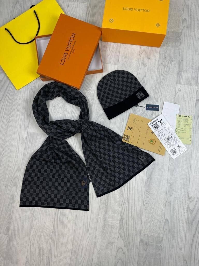 Louis Vuitton Women's Black Hat Scarf Set LV Designer Fake Sale UK Woman Fakes Replica Cheap Price Beanie Hats Scarves Sets Women Rep 1st Copies Reps Casual Wear 1:1 Girls 1 to 1 AAA Luxury Brand Logo Fashion Duplicate Original
