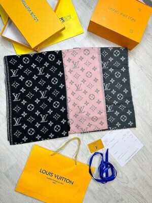 Louis Vuitton LV Monogram Women's Scarf Louis Vuitton Women's Designer Wool Scarf Black Grey Pink Replica AAA Sale UK Woman First Copy Fake Rep Cheap Price Luxury Scarves Women 1st Copies Fakes Reps Winter Shawls Fashion Casual Wear 1:1 Girls 1 to 1 LV Brand Logo Monogram Wooly Duplicate